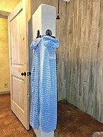 Breezy Hills Cottages