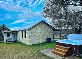 Breezy Hills Cottages