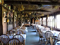 Inne at Watson's Choice and Harvest House B&B