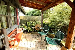 Inne at Watson's Choice and Harvest House B&B