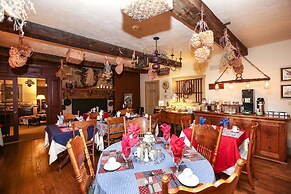 Inne at Watson's Choice and Harvest House B&B