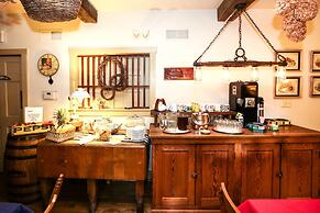 Inne at Watson's Choice and Harvest House B&B