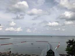 Baan Plai Haad By Pong