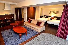 Very Hotel Dotonbori