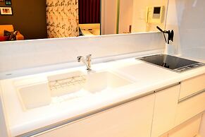 Very Hotel Dotonbori