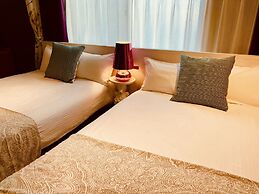 Very Hotel Dotonbori