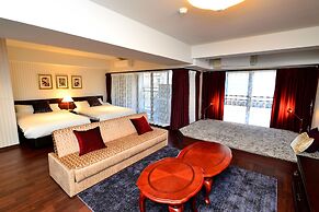 Very Hotel Dotonbori