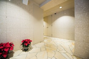 Very Hotel Dotonbori