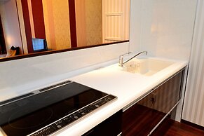 Very Hotel Dotonbori