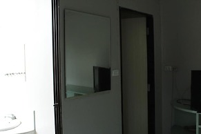 Saeng Chan Apartment