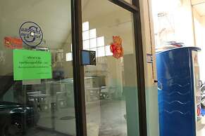 Saeng Chan Apartment