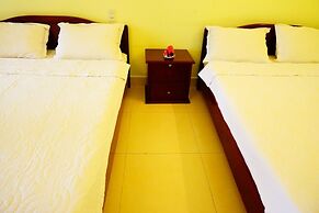 Cat Tien Guesthouse