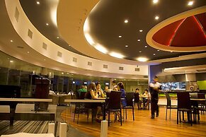 Meru Suites at Meru Valley Resort