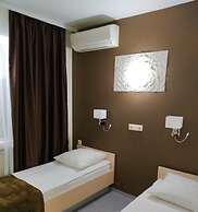 Kirovskie Dachi Motel
