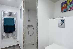 DIFY Bear & Co - Hotel de Ville