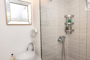 Metropole Apartments Old City