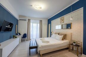 Metropole Apartments Old City