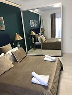 Metropole Apartments Old City