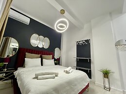 Metropole Apartments Old City