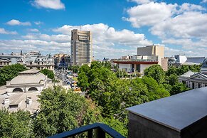 Metropole Apartments Old City