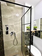 Metropole Apartments Old City