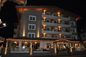 Hotel Meida