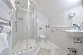 Rachmaninoff hotel