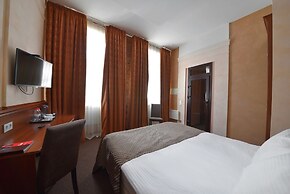 Rachmaninoff hotel
