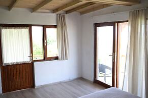 Assos Akropol Pansiyon