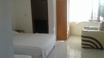 Assos Akropol Pansiyon