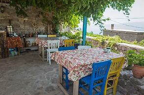 Assos Akropol Pansiyon