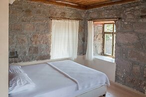 Assos Akropol Pansiyon