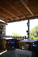 Assos Akropol Pansiyon