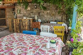 Assos Akropol Pansiyon