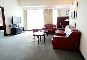 Queens Service Suite at Times Square