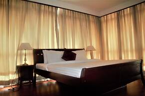 Queens Service Suite at Times Square