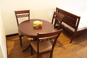 Queens Service Suite at Times Square