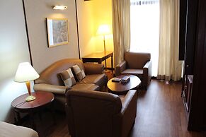 Queens Service Suite at Times Square