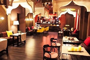 Shadow Boutique Hotel & Spa