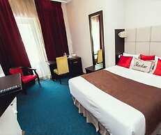 Shadow Boutique Hotel & Spa