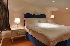 Frida Suites and Aparts