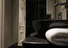 Frida Suites and Aparts