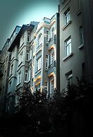 Frida Suites and Aparts