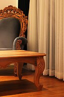 Frida Suites and Aparts