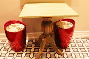 Frida Suites and Aparts