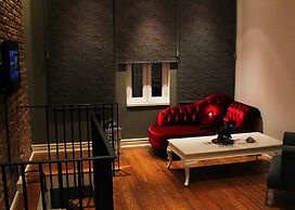 Frida Suites and Aparts