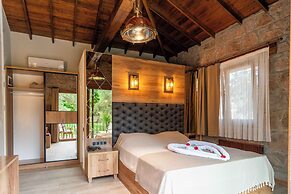 Assos Park Hotel