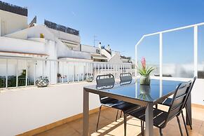 Sitges Group Calm Beach