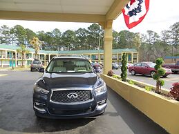 Econo Lodge Inn & Suites Hardeeville I-95