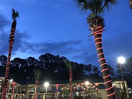 Econo Lodge Inn & Suites Hardeeville I-95